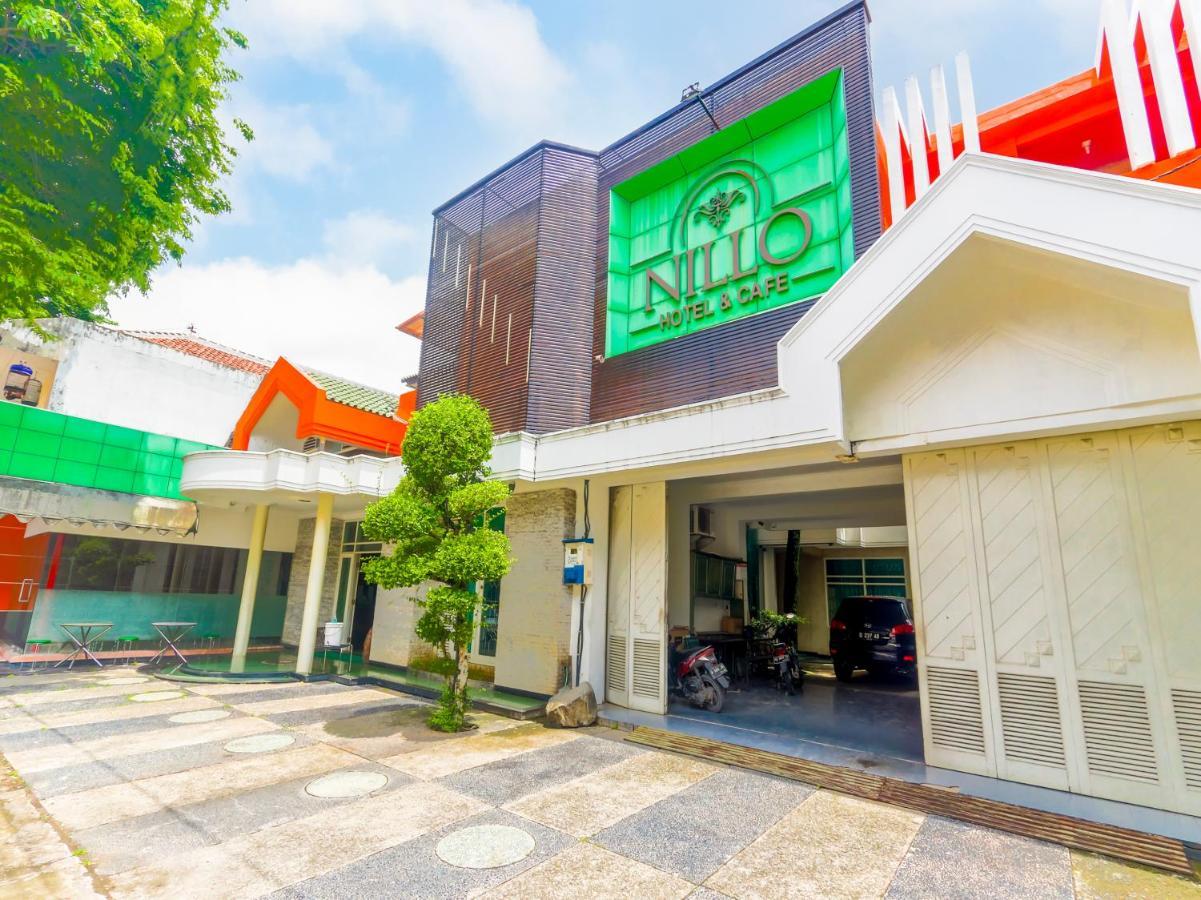 Oyo 90788 Nillo Hotel Kebumen Εξωτερικό φωτογραφία