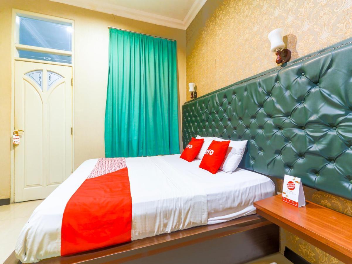 Oyo 90788 Nillo Hotel Kebumen Εξωτερικό φωτογραφία